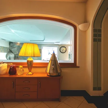 Alpinum Aparthotel 3*