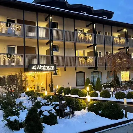 Alpinum Hotel apartamentowy 3*